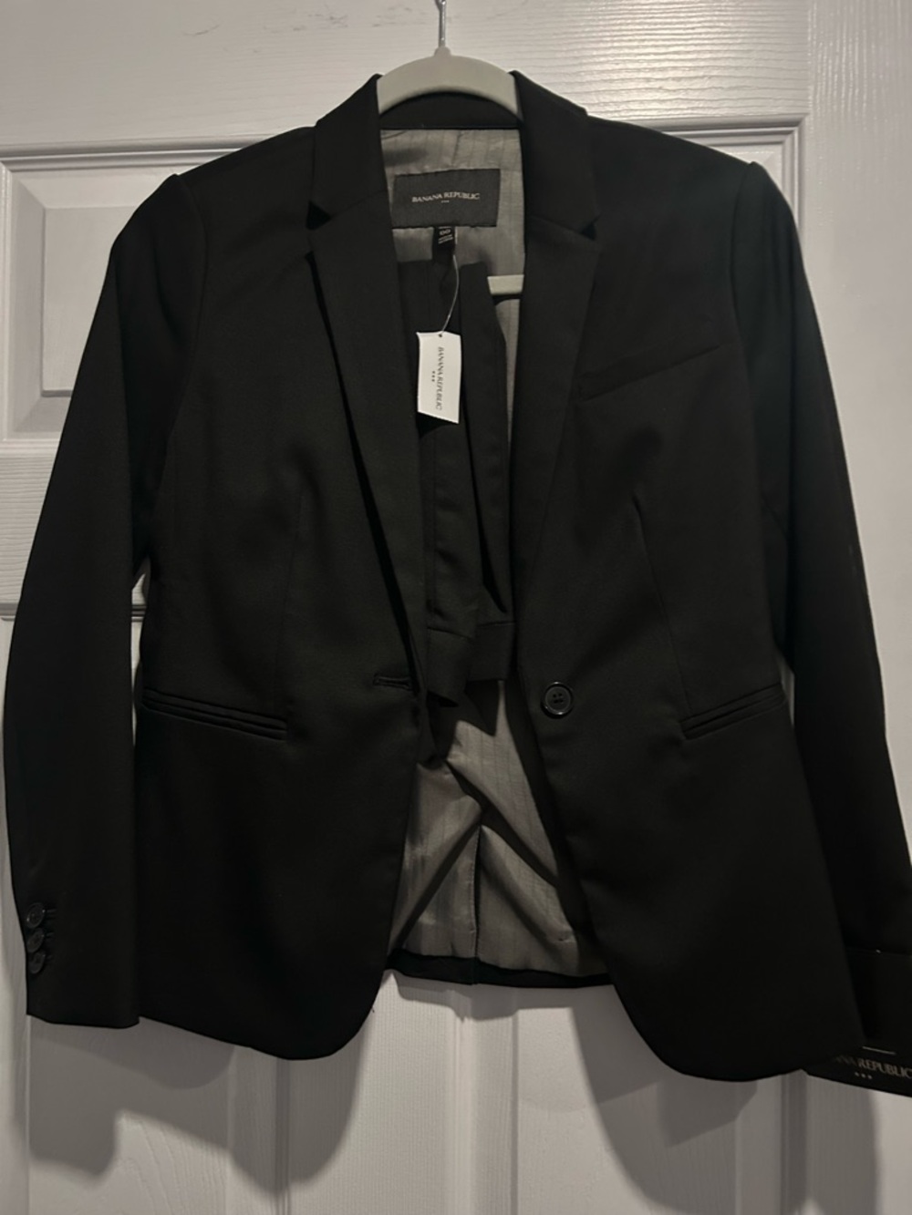 Banana Republic Women’s Black Single-Button Skirt Suit